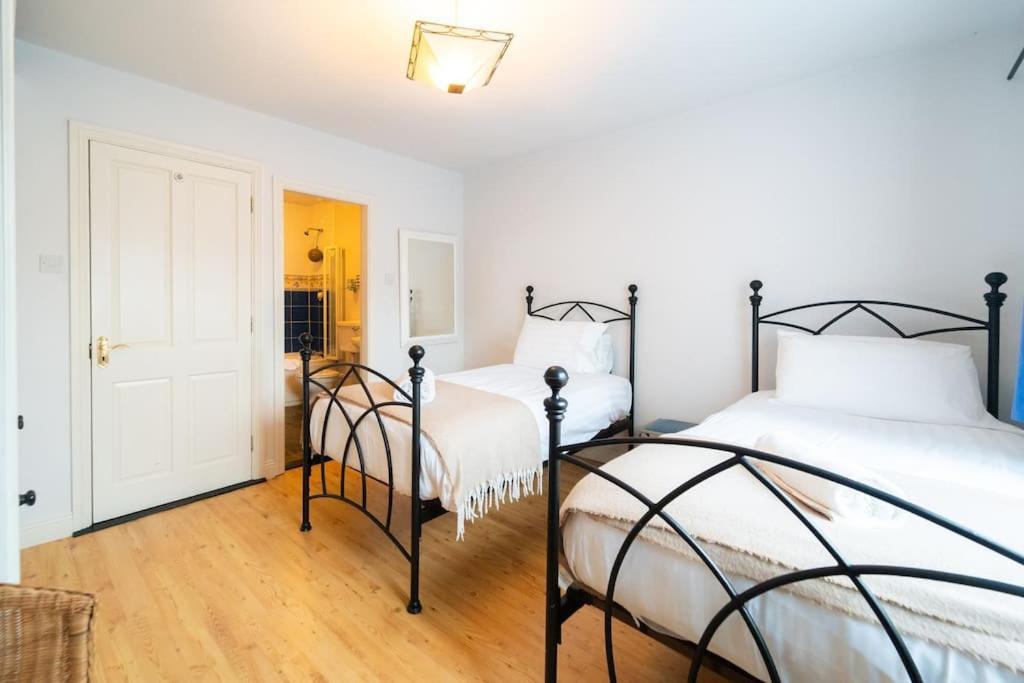 The Haven Dingle, Self Catering Accommodation Exterior photo